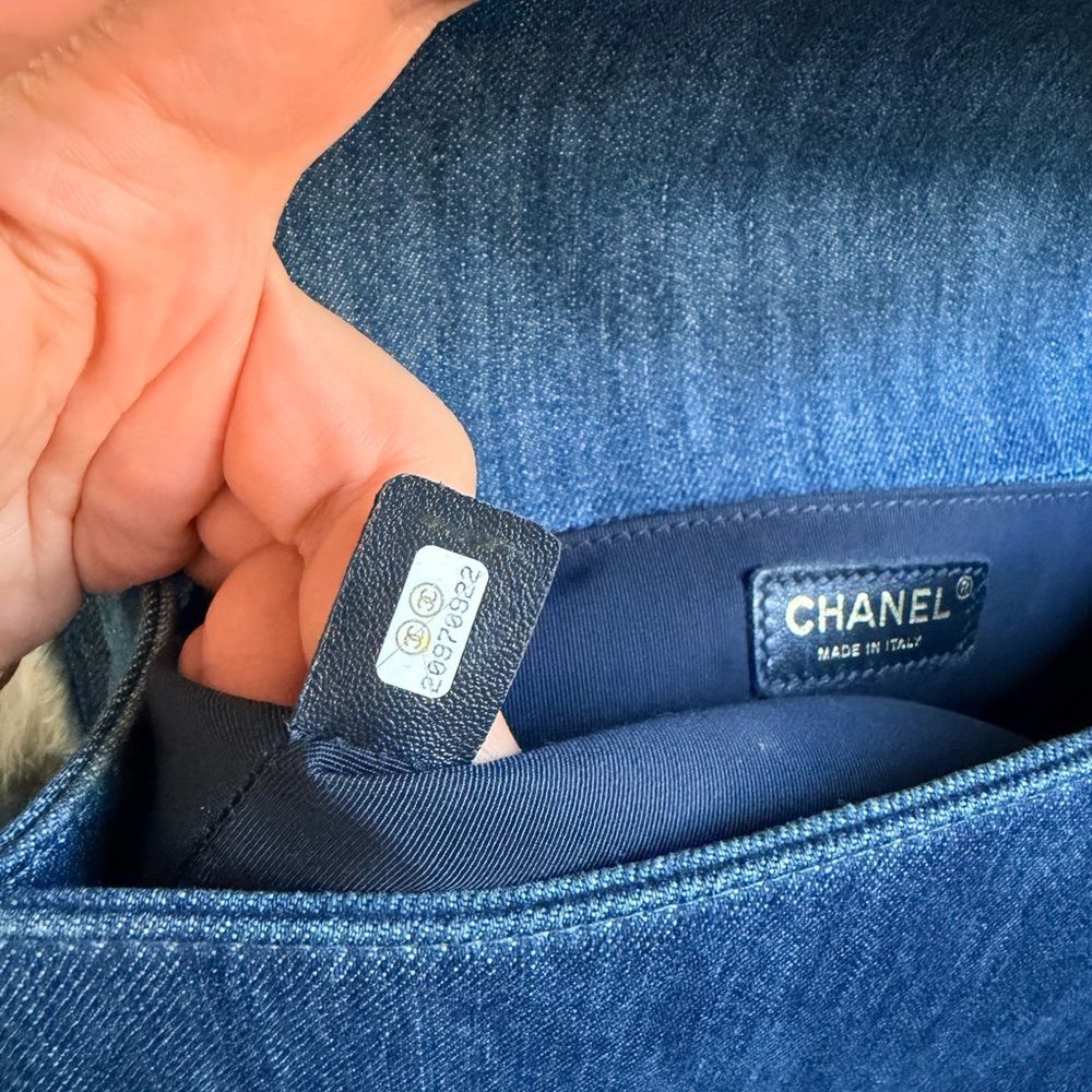 Chanel Boy Chain Shoulder Bag Blue - Picture 6 of 7